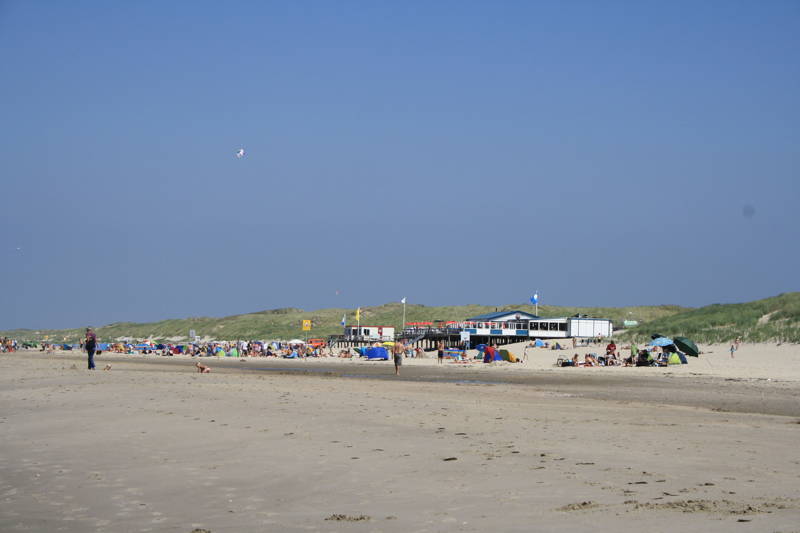 Strand van Callantsoog in de zomer