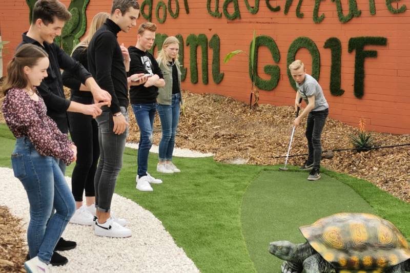 Indoor Adventure Minigolf